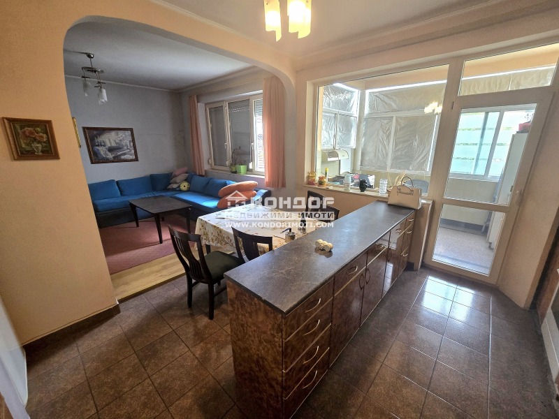 Продава  3-стаен град Пловдив , Център , 123 кв.м | 19734167 - изображение [3]