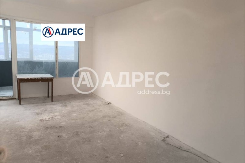 Продава 3-СТАЕН, гр. Разград, Орел, снимка 2 - Апартаменти - 53080128