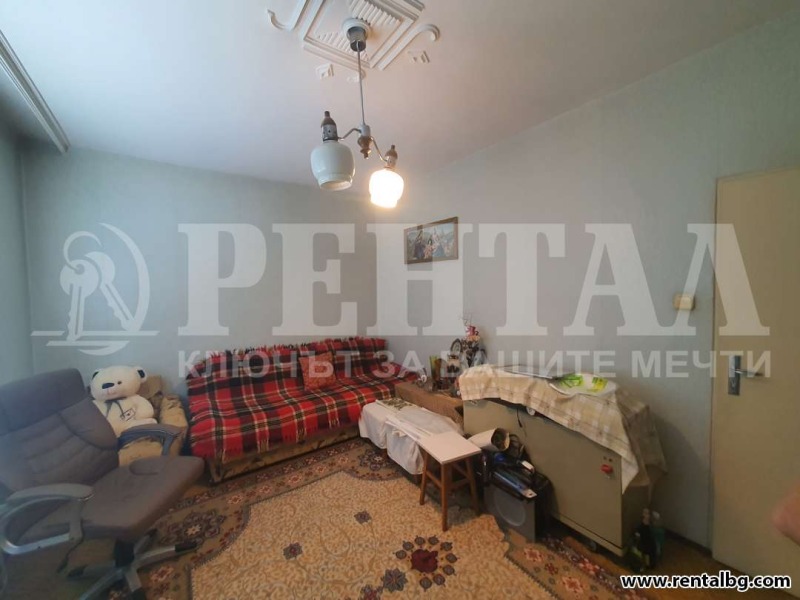 Продава 3-СТАЕН, гр. Пловдив, Кючук Париж, снимка 5 - Апартаменти - 52377682