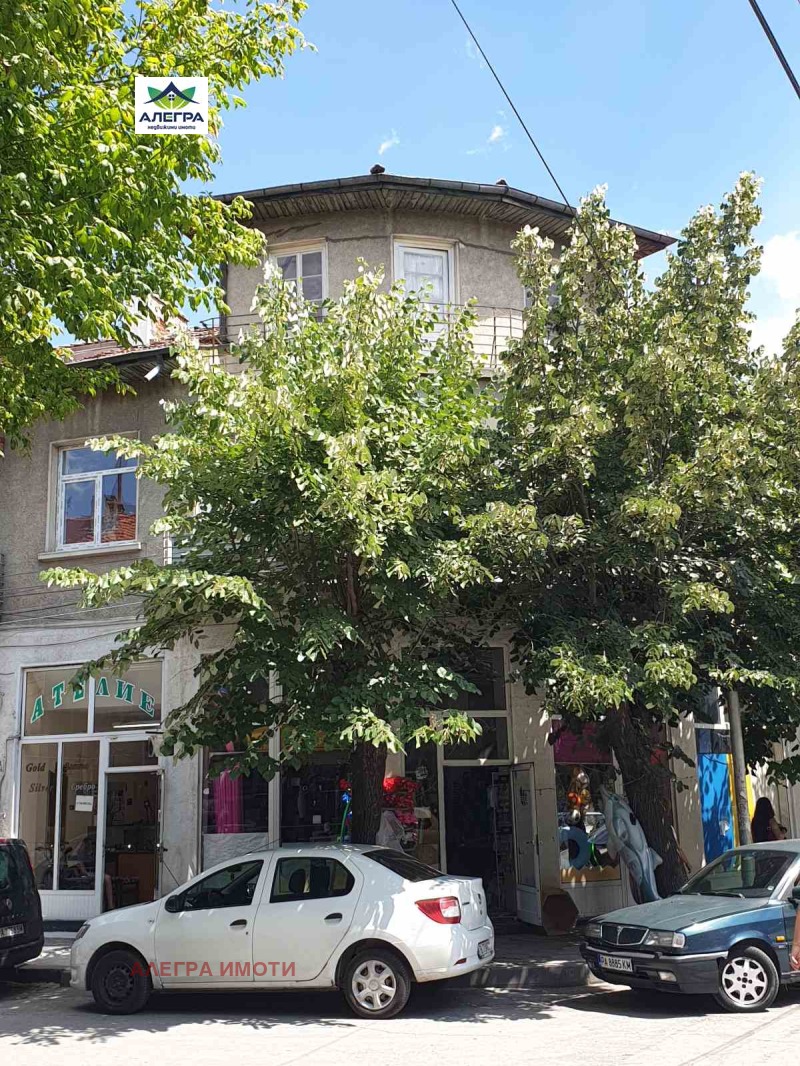 Продава  Етаж от къща област Пазарджик , гр. Велинград , 200 кв.м | 31604955 - изображение [10]