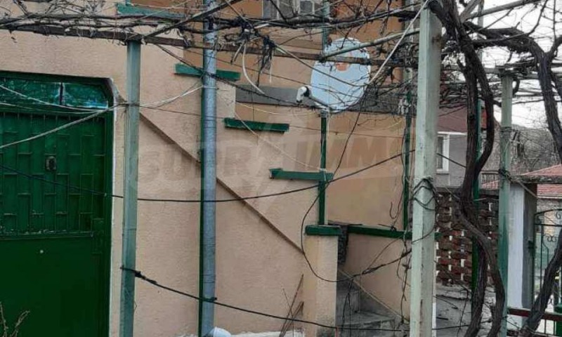 Продава КЪЩА, гр. Горна Оряховица, област Велико Търново, снимка 3 - Къщи - 52141115