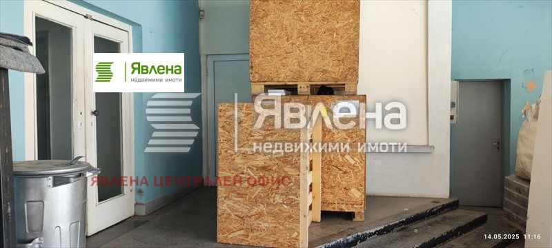 Продава ПРОМ. ПОМЕЩЕНИЕ, гр. Ботевград, област София област, снимка 2 - Производствени сгради - 54647925
