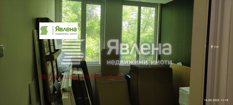 Продава ПРОМ. ПОМЕЩЕНИЕ, гр. Ботевград, област София област, снимка 5 - Производствени сгради - 54647925