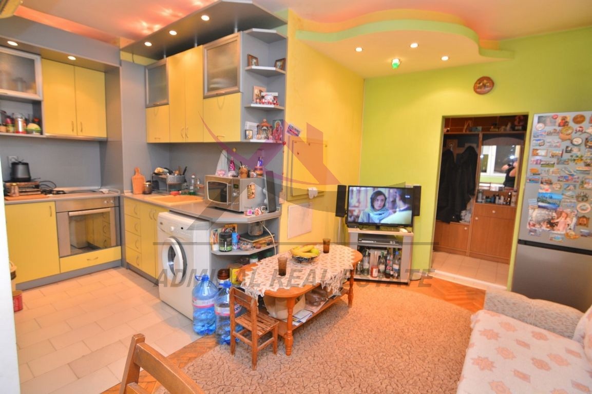 Продава 3-СТАЕН, гр. Варна, Кайсиева градина, снимка 2 - Апартаменти - 51910782