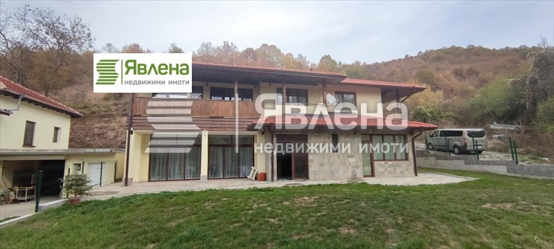 Продава КЪЩА, с. Голям извор, област Ловеч, снимка 17 - Къщи - 49364659