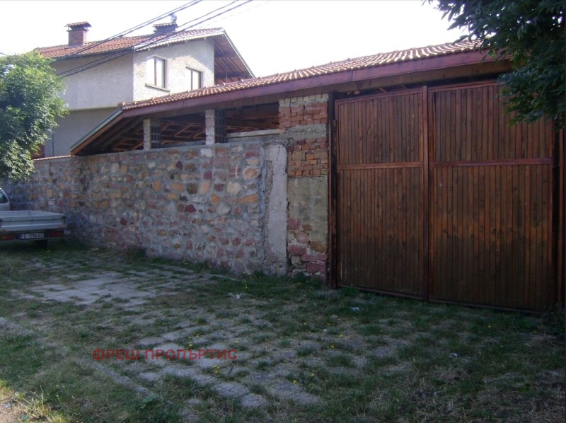 Продава КЪЩА, с. Априлово, област София област, снимка 16 - Къщи - 53126671