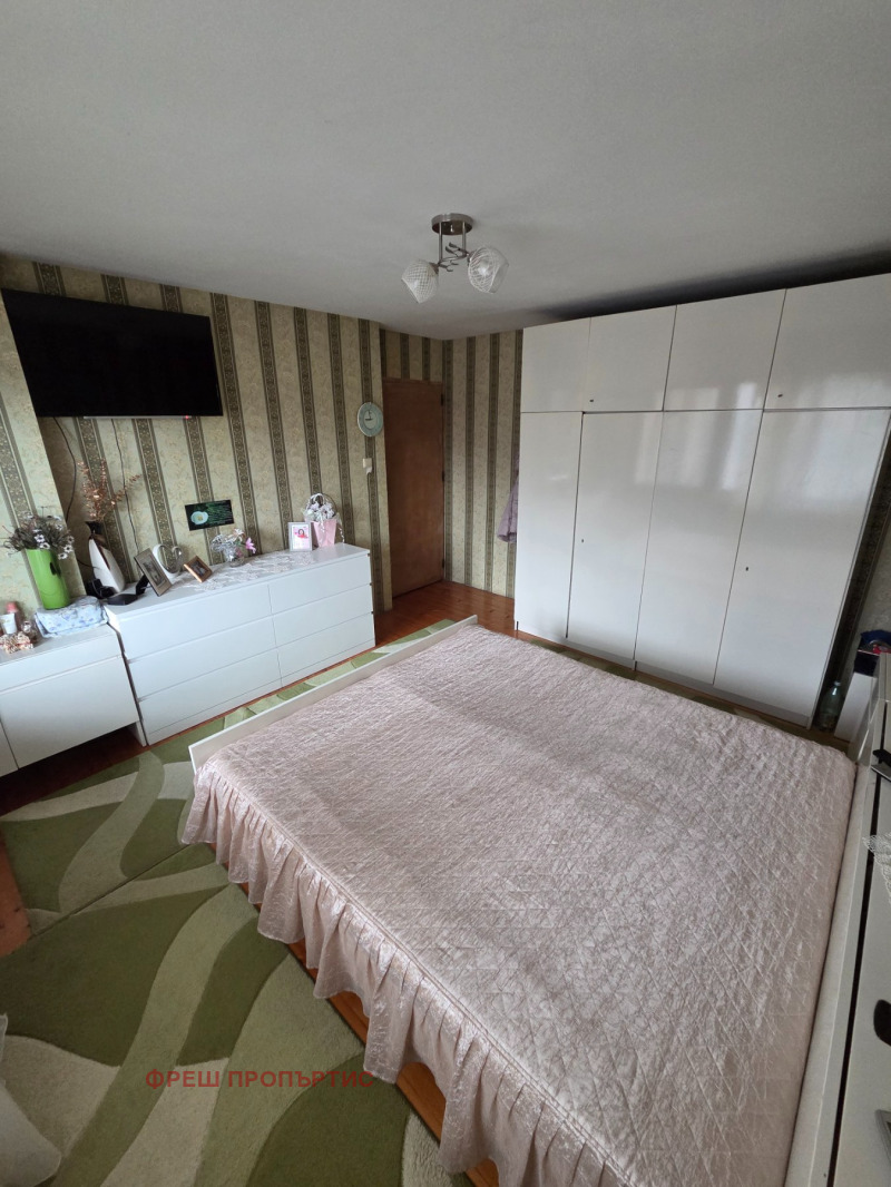 Продава КЪЩА, с. Априлово, област София област, снимка 7 - Къщи - 53126671