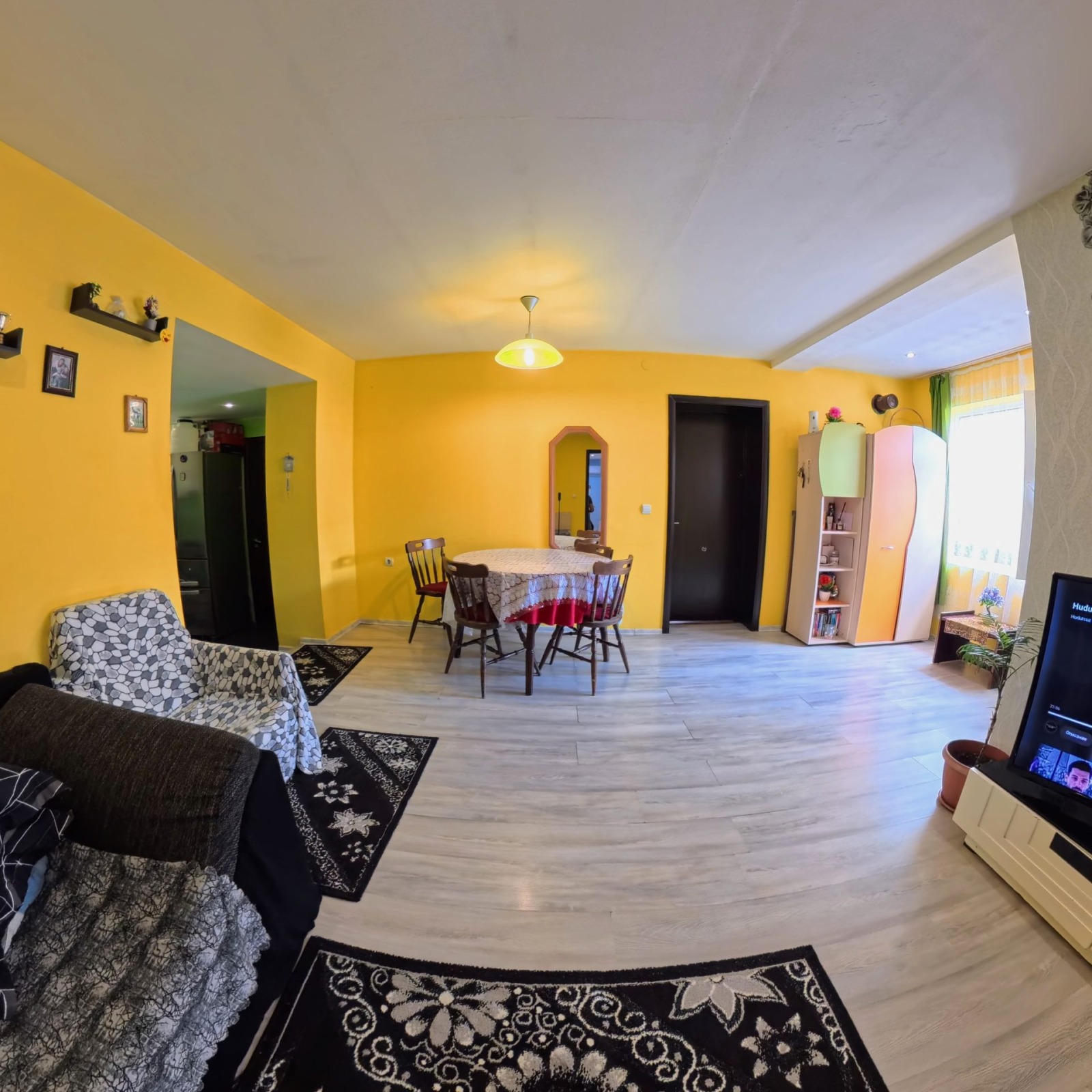 Продава КЪЩА, гр. Исперих, област Разград, снимка 5 - Къщи - 56332762