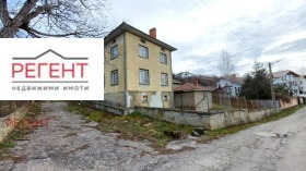 Продажба на имоти в с. Мичковци, област Габрово - изображение 1 