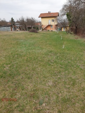 Парцел с. Мургаш, област София