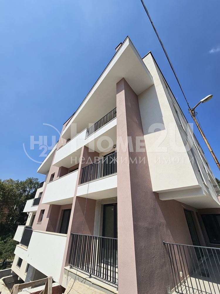 Продава 2-СТАЕН, град Варна, Бриз • 159900 € / 312737.22 лв. • 29646220 1