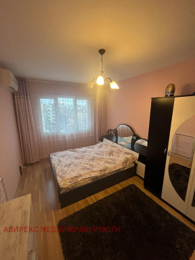 1 quarto Kiutchuk Parij, Plovdiv 6