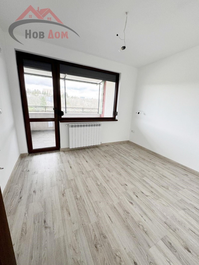 Продава 4-СТАЕН, гр. Велико Търново, Колю Фичето, снимка 7 - Апартаменти - 53112056