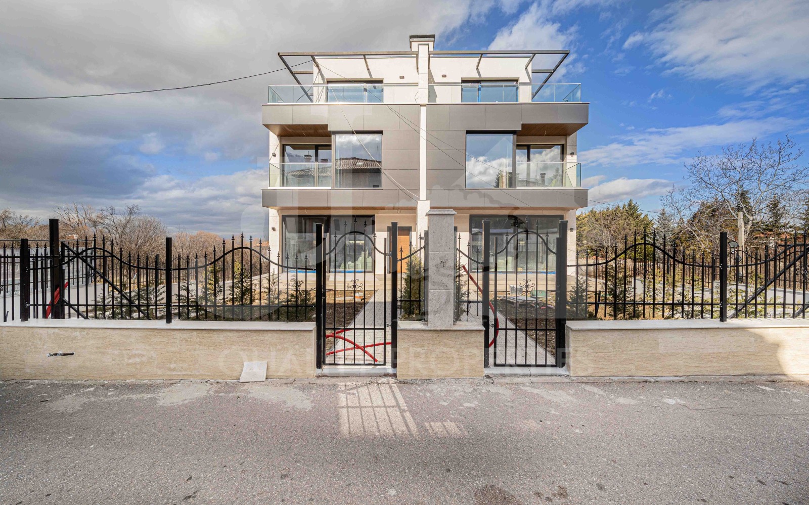 Продава КЪЩА, гр. София, Драгалевци, снимка 2 - Къщи - 53463722