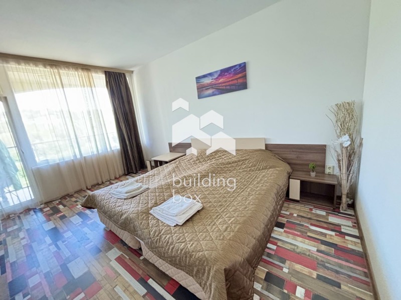 Продава 1-СТАЕН, гр. Варна, к.к. Св.Св. Константин и Елена, снимка 2 - Апартаменти - 52689139