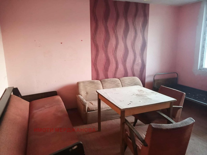 Продава  2-стаен област Хасково , гр. Симеоновград , 55 кв.м | 48407547