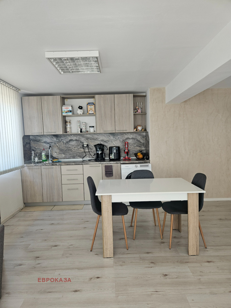 Na prodej  1 ložnice oblast Sofia , Elin Pelin , 68 m2 | 69286948