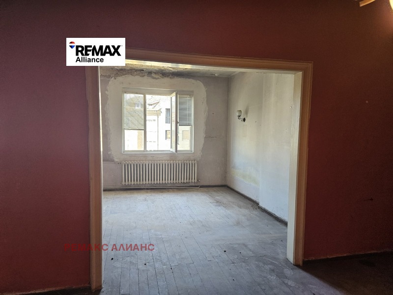 Продава  2-стаен град София , Център , 91 кв.м | 31828063 - изображение [3]