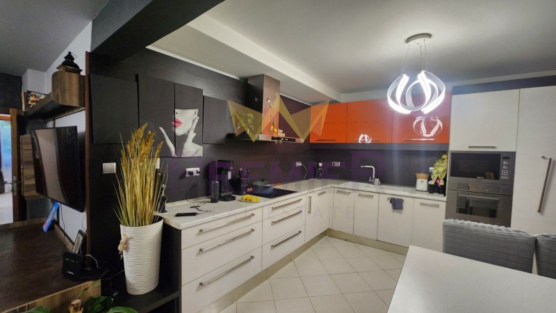 Продава  3-стаен град Варна , Гранд Мол , 100 кв.м | 71788152 - изображение [3]