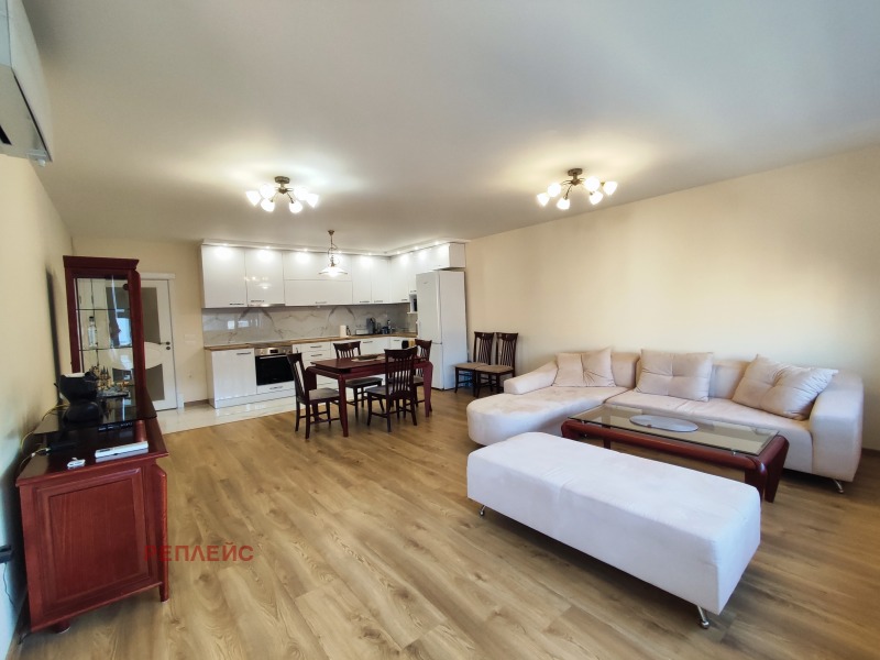 Продава 3-СТАЕН, гр. Варна, Център, снимка 2 - Апартаменти - 52650064