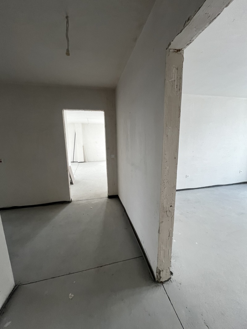 Te koop  3 slaapkamers Sofia , Studentski grad , 265 m² | 33820136 - afbeelding [9]