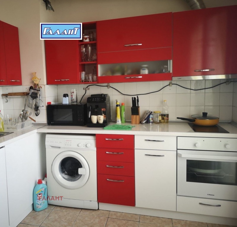 Продава 4-СТАЕН, гр. Варна, Погреби, снимка 2 - Апартаменти - 52990206