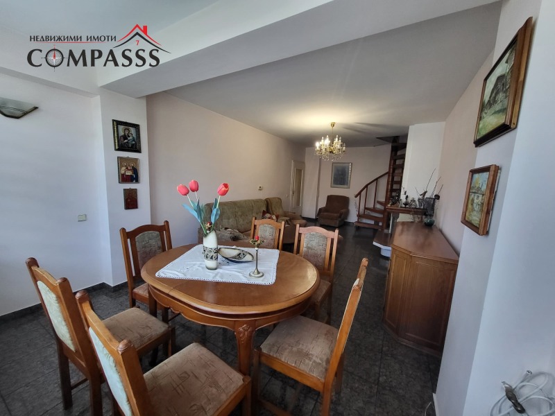 Продава МНОГОСТАЕН, гр. Добрич, Център