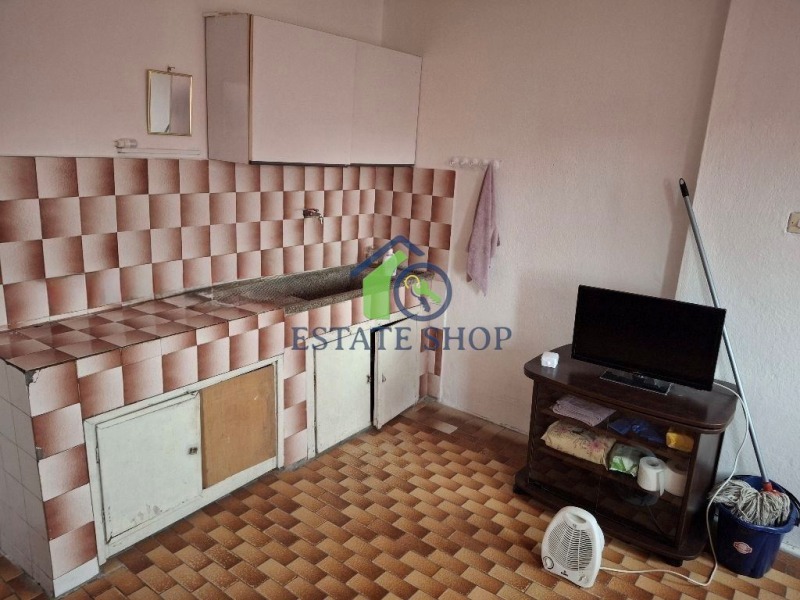 Продава КЪЩА, гр. Перущица, област Пловдив, снимка 12 - Къщи - 53006133