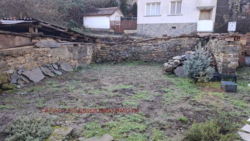 Продава КЪЩА, гр. Габрово, област Габрово, снимка 3 - Къщи - 53008476