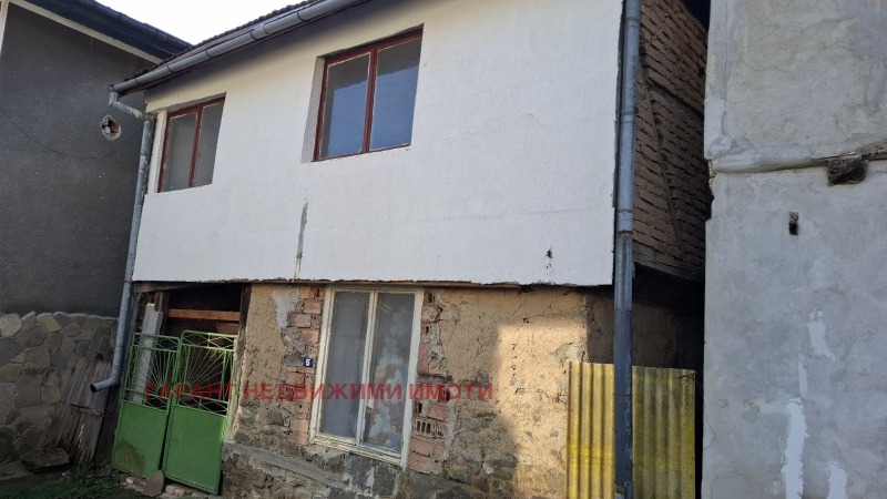 Продава КЪЩА, гр. Габрово, област Габрово