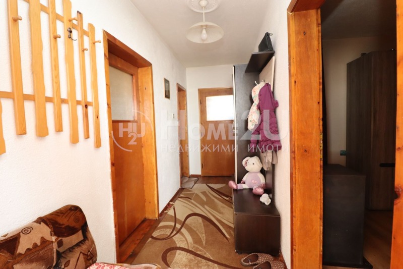 Продава КЪЩА, гр. Панагюрище, област Пазарджик, снимка 3 - Къщи - 53112105