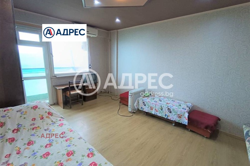 Продава 1-СТАЕН, гр. Разград, Орел, снимка 1 - Aпартаменти - 48096165