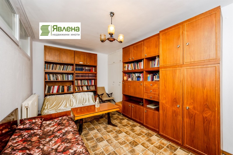 Продава 4-СТАЕН, гр. София, Гоце Делчев, снимка 4 - Апартаменти - 52494559