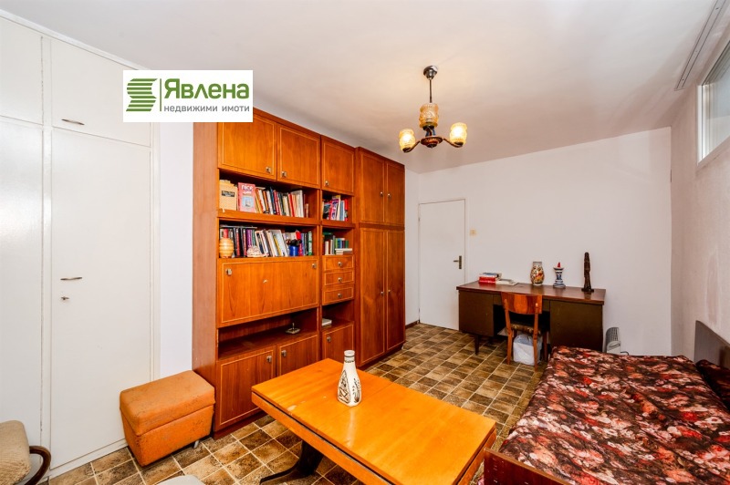 Продава 4-СТАЕН, гр. София, Гоце Делчев, снимка 5 - Апартаменти - 52494559