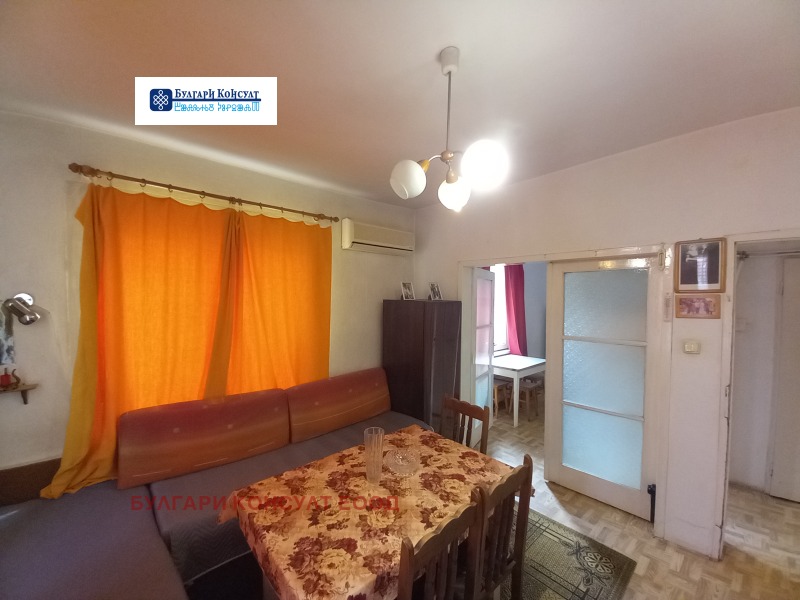 Продава  Етаж от къща град Кюстендил , Център , 130 кв.м | 17933499 - изображение [10]