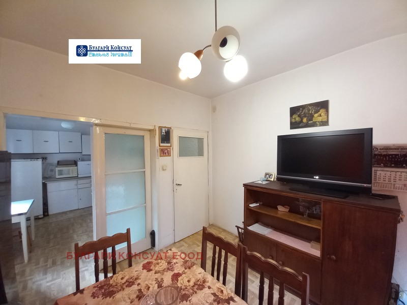 Продава  Етаж от къща град Кюстендил , Център , 130 кв.м | 17933499 - изображение [11]