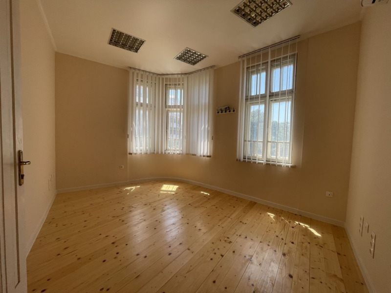 Продава КЪЩА, гр. Варна, Гръцка махала, снимка 9 - Къщи - 52686850