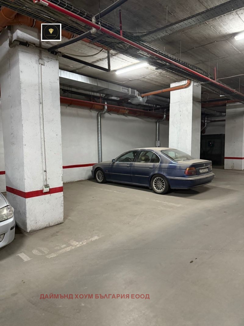 Продава  Гараж, паркомясто, град Пловдив, Кючук Париж • 30 000 EUR • ID 31574346 — holmes.bg - [1] 