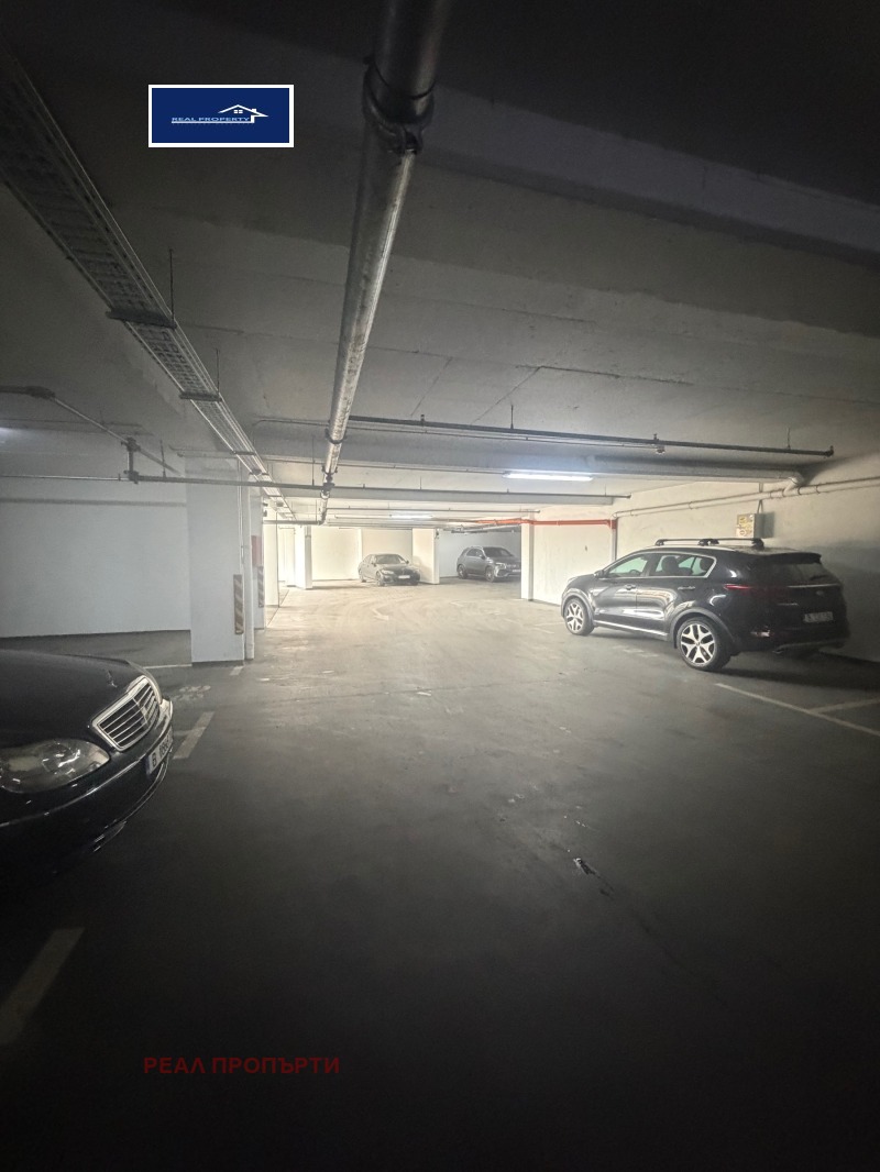 Продава ГАРАЖ, ПАРКОМЯСТО, гр. Варна, Бриз, снимка 4 - Гаражи и паркоместа - 53527168