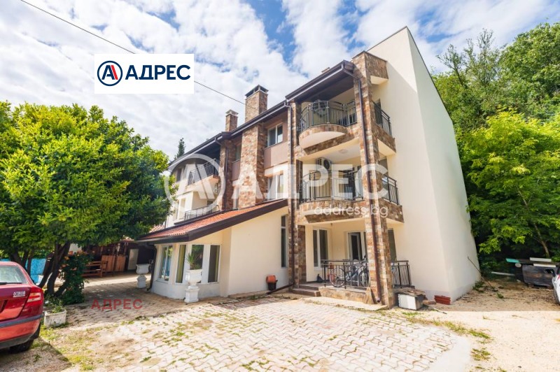 Продава  Хотел област Добрич , гр. Каварна , 414 кв.м | 97677933