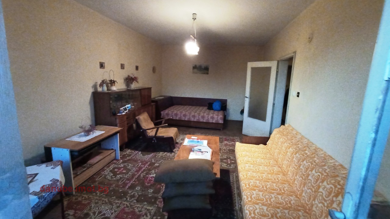 Продава 3-СТАЕН, гр. Русе, Център, снимка 2 - Апартаменти - 56214655