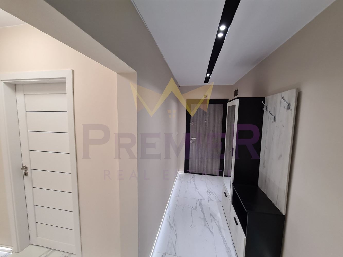 Продава 4-СТАЕН, гр. Варна, Център, снимка 14 - Апартаменти - 54477060