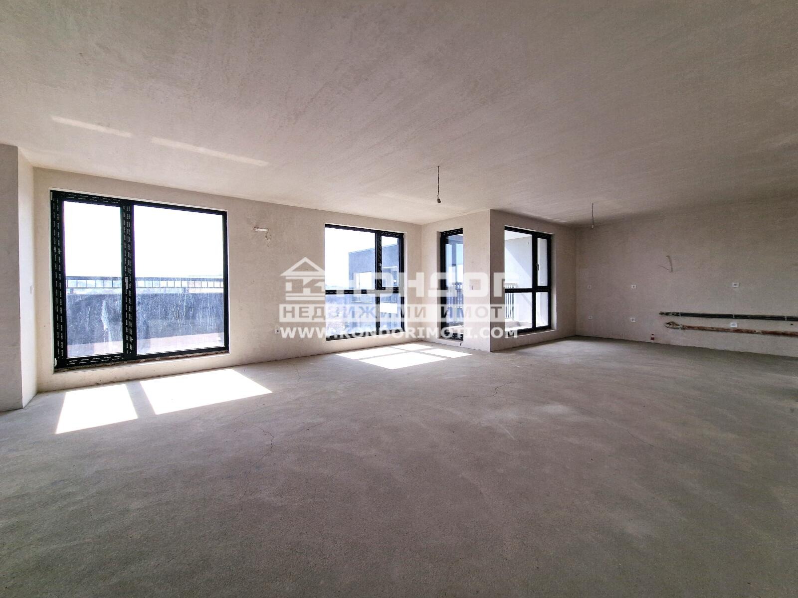 Продава МНОГОСТАЕН, гр. Пловдив, Кючук Париж, снимка 3 - Апартаменти - 54557930