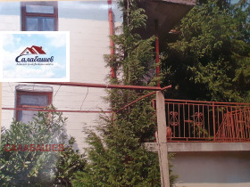 Продажба на имоти в с. Лява река, област Стара Загора - изображение 1 