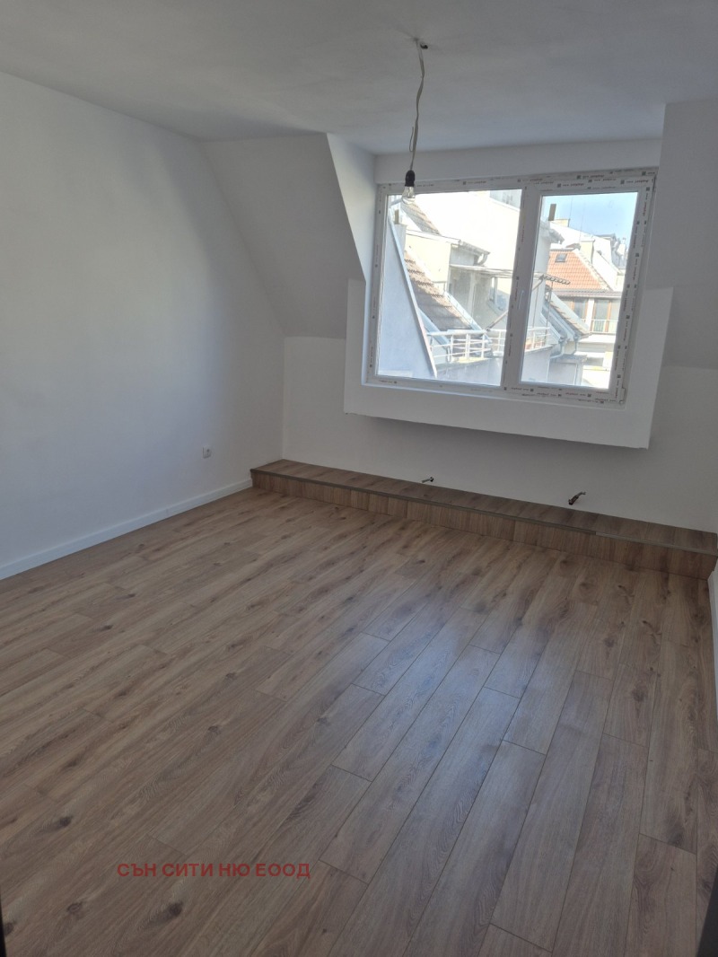 Продава 4-СТАЕН, гр. София, Белите брези, снимка 3 - Апартаменти - 52156349