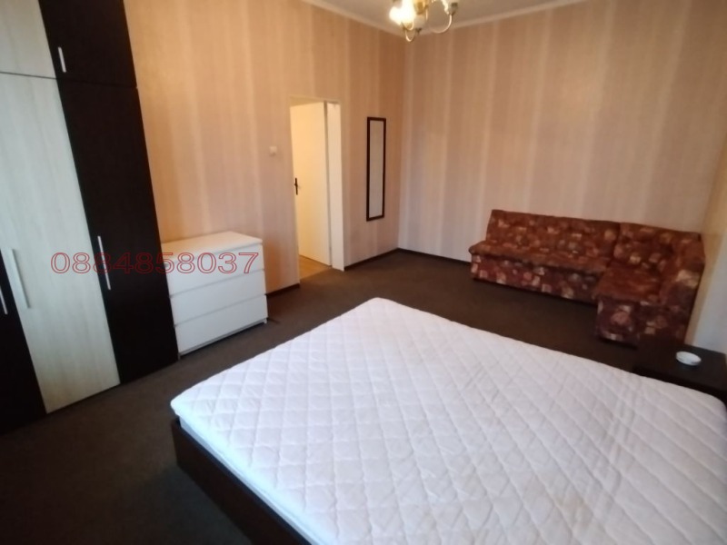 Продава 4-СТАЕН, гр. София, Център, снимка 12 - Апартаменти - 52582952