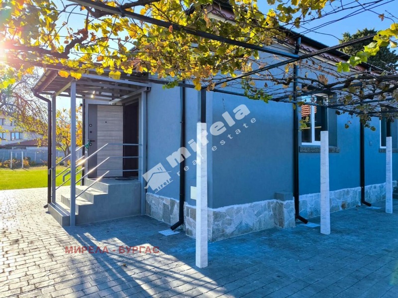 Продава КЪЩА, с. Гюльовца, област Бургас, снимка 7 - Къщи - 52549383