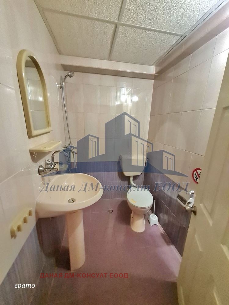Продава КЪЩА, с. Мадара, област Шумен, снимка 8 - Къщи - 54705819