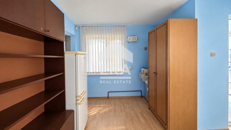 Продава КЪЩА, гр. Търговище, Вилна зона, снимка 6 - Къщи - 56749519