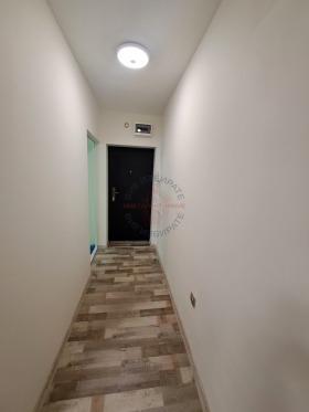 1 chambre Kolhozen pazar, Varna 6